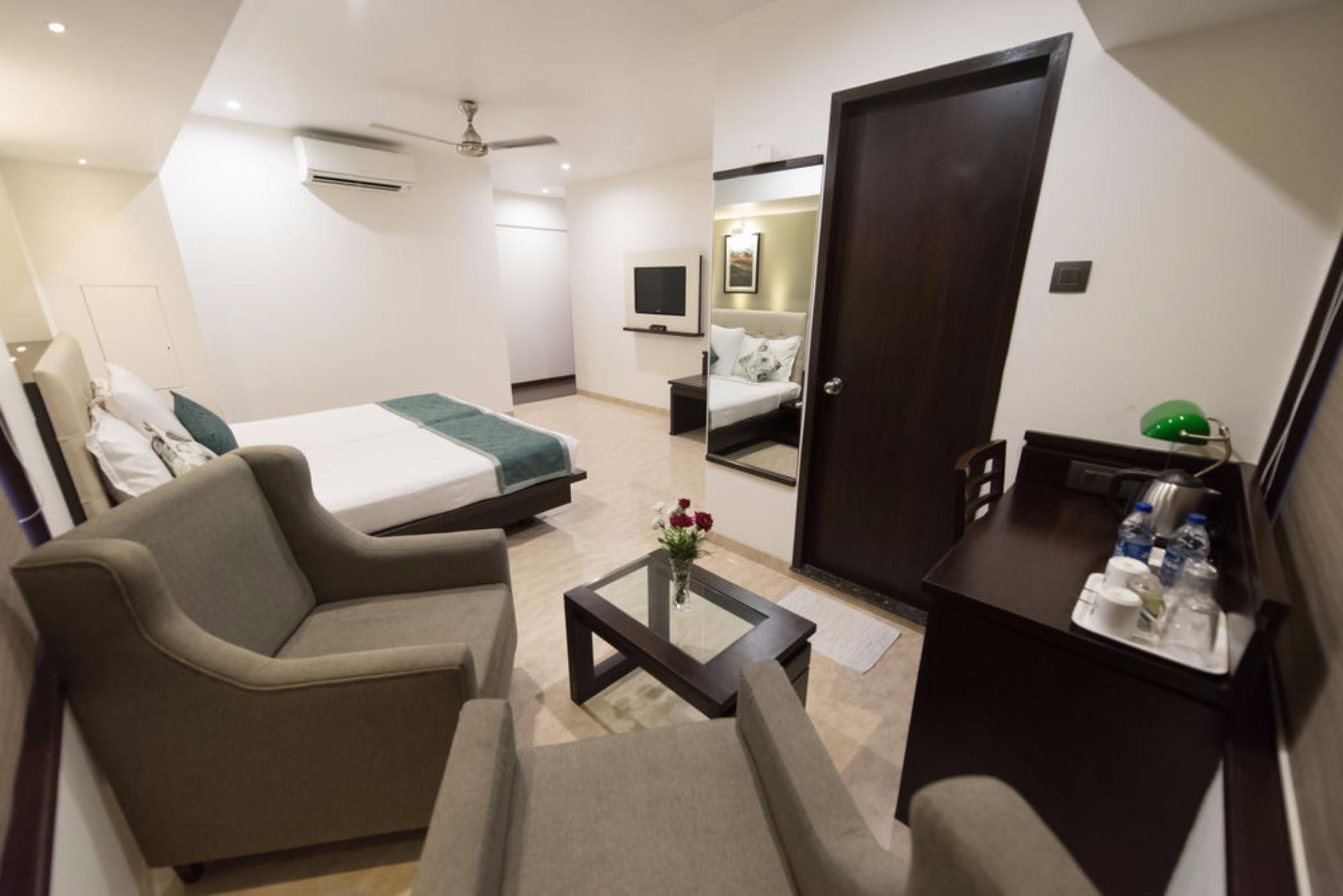 Hotel Le Grande - Mumbai International Airport Exteriör bild
