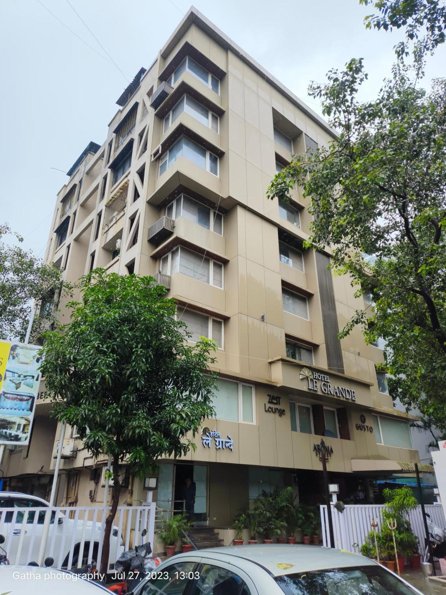 Hotel Le Grande - Mumbai International Airport Exteriör bild